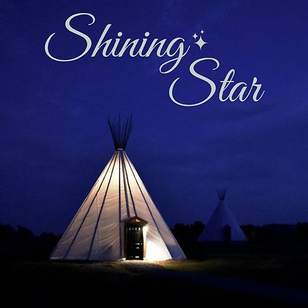 Shining Star Glamping Tipi Hotel Фармвил Екстериор снимка